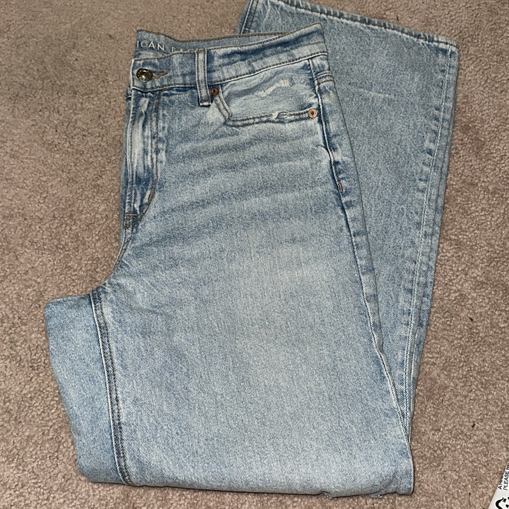 American Eagle Strigid Ripped High-Waister Stovepipe Jeans - Picture 3 of 6